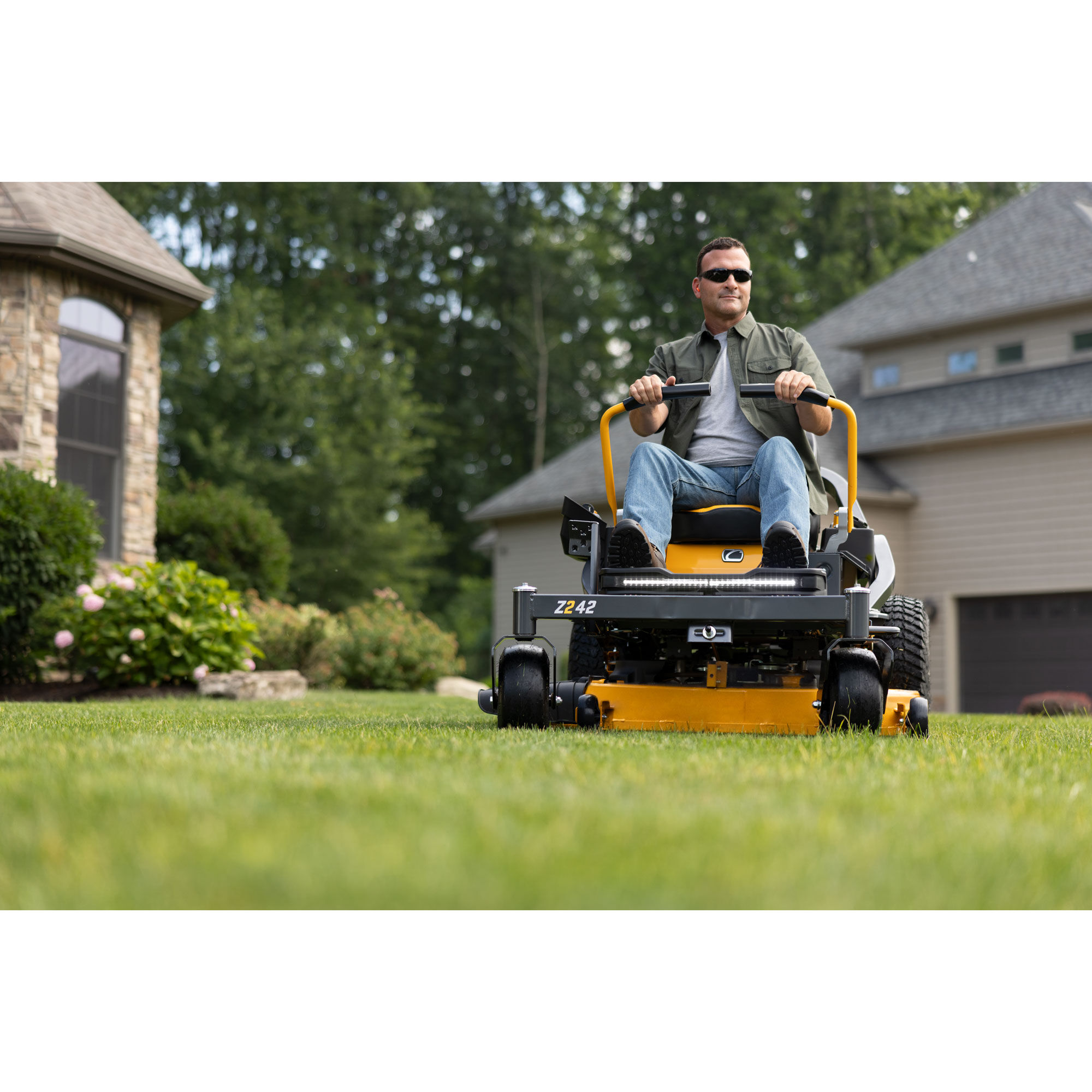 Cub Cadet Ultima Z2 42 Zero-Turn Mower