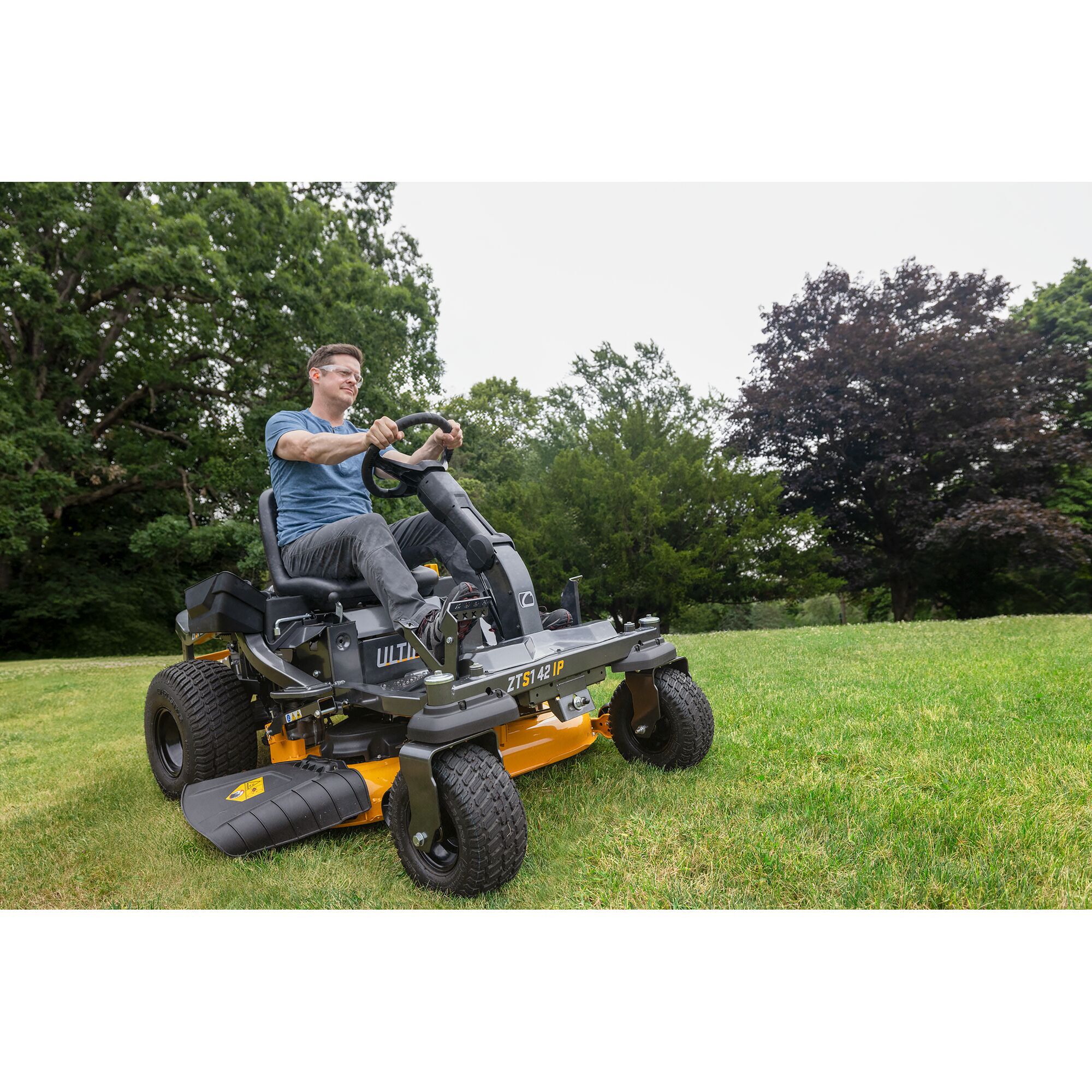 t★S★t Cub Cadet Ultima ZTS1 42IP Zero-Turn Mower