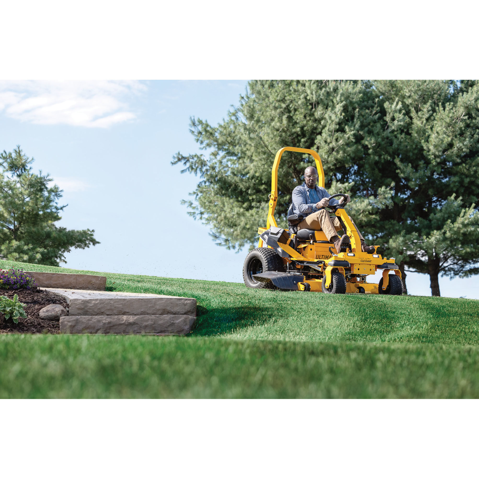 Ultima ZTXS4 54 Zero-Turn Mower