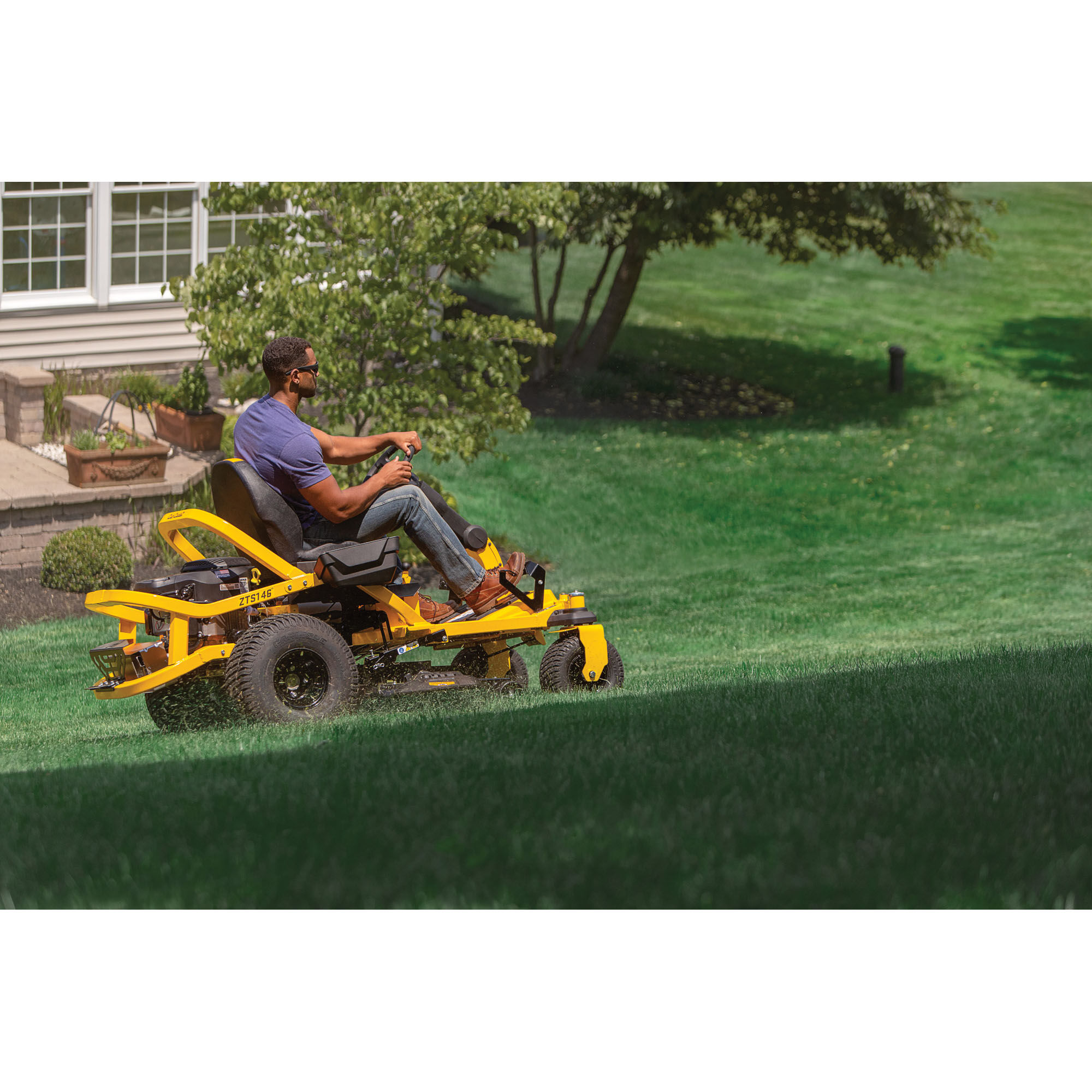 Cub Cadet Ultima ZTS1 46 Zero Turn Mower