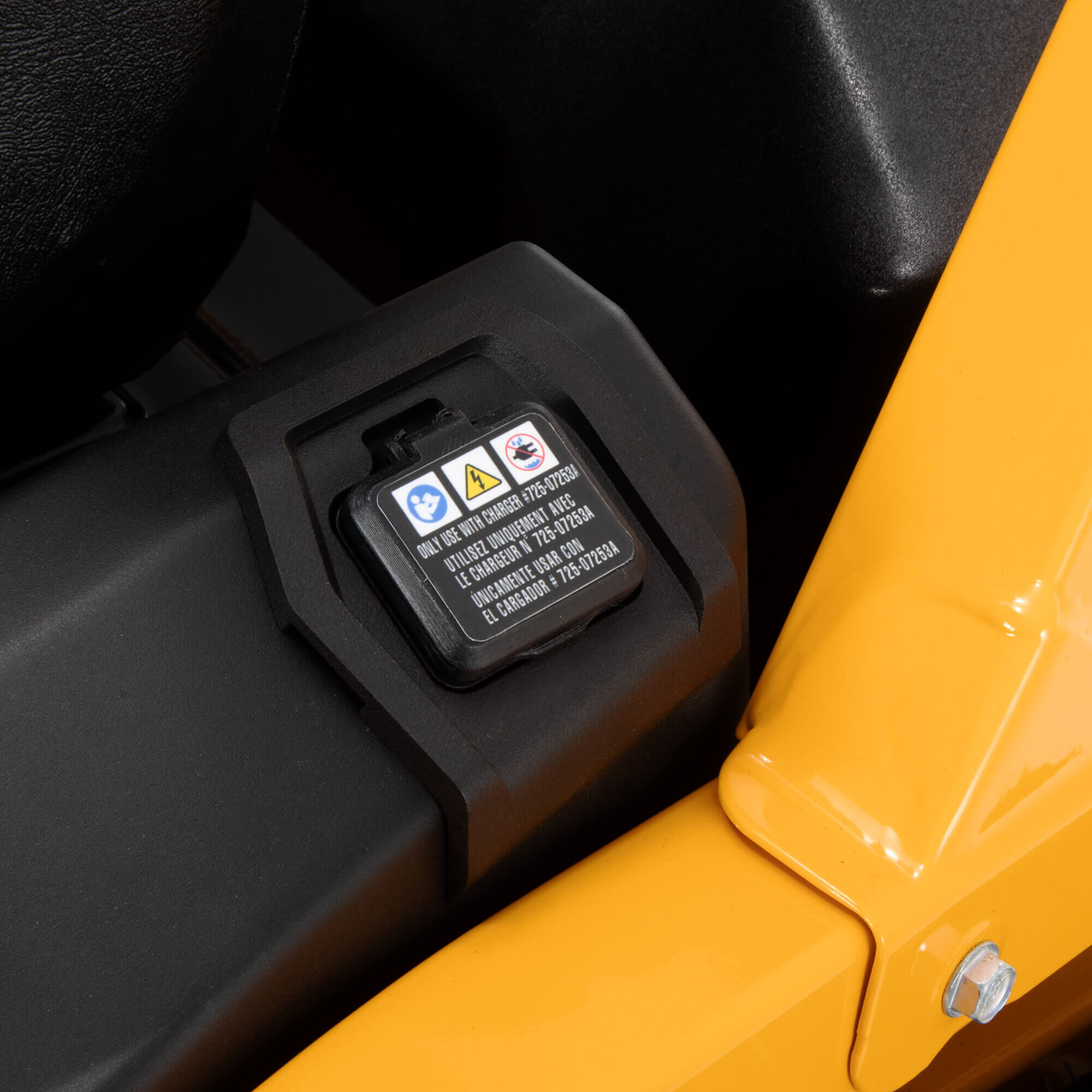 Battery for cub outlet cadet zero turn