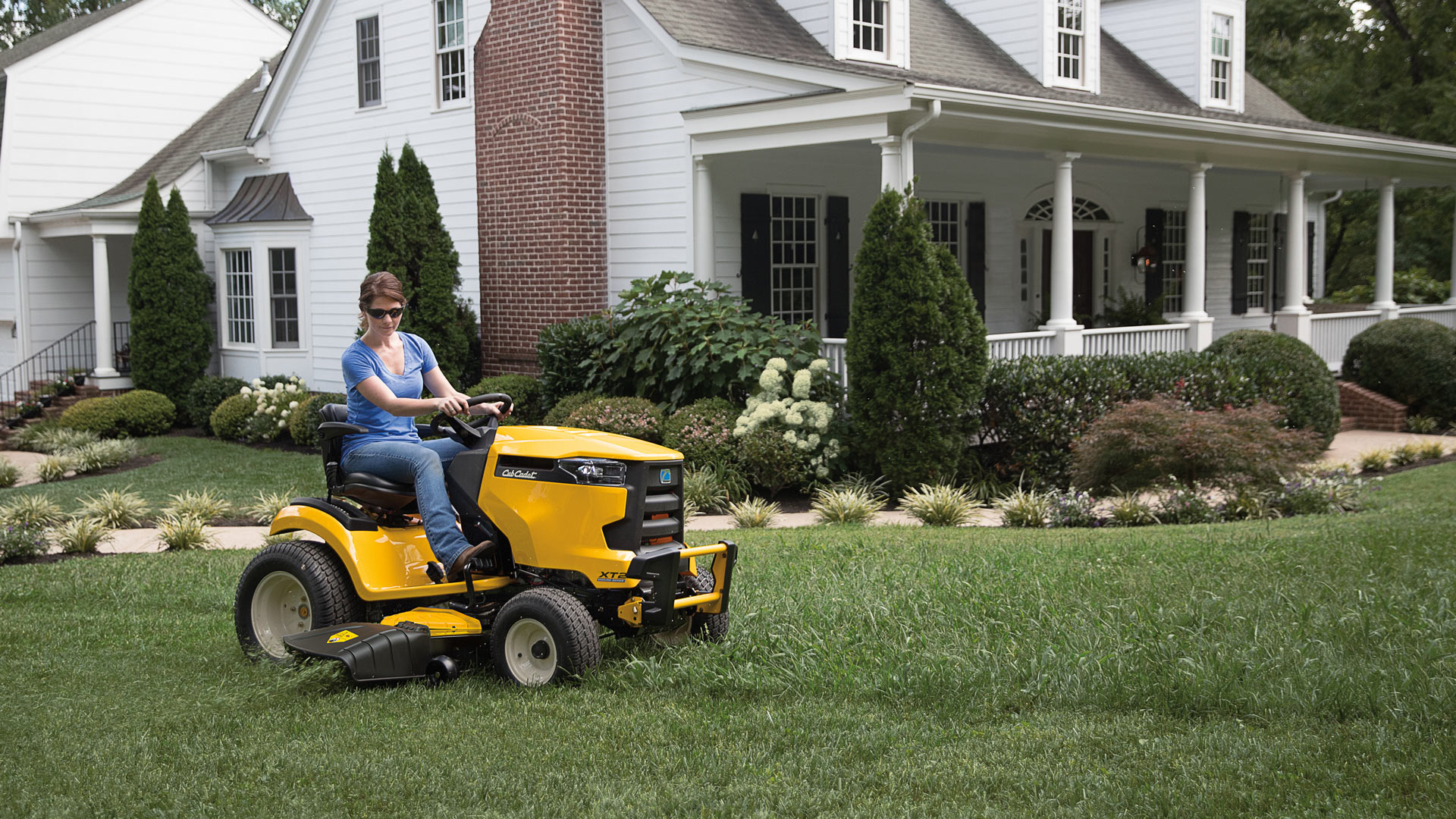 Tracteurs et tondeuses à gazon Kubota pour la maison, le jardin et les  pelouses