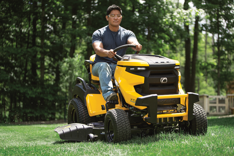 Le guide d'achat et d'entretien pour tracteurs de pelouse